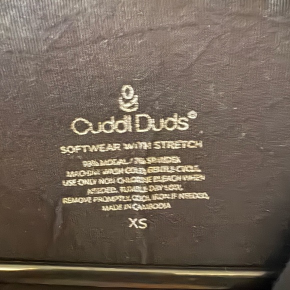 Cuddl Duds Black Softwear Top - Picture 3 of 5